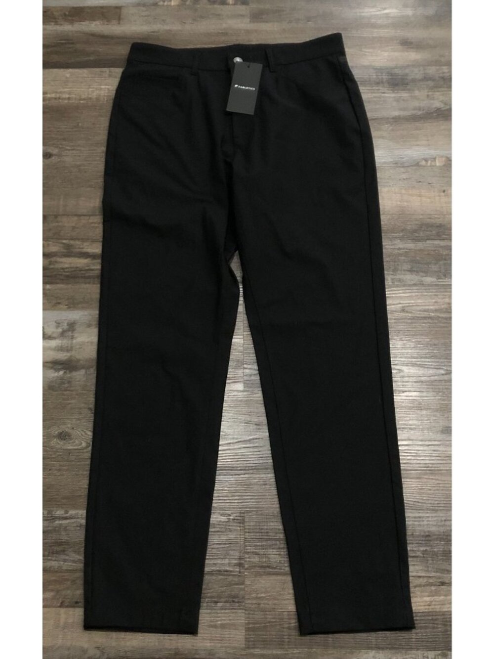 Fabletics Mens 31x32 Black Flat Front Casual Performance Pamts New with Tags